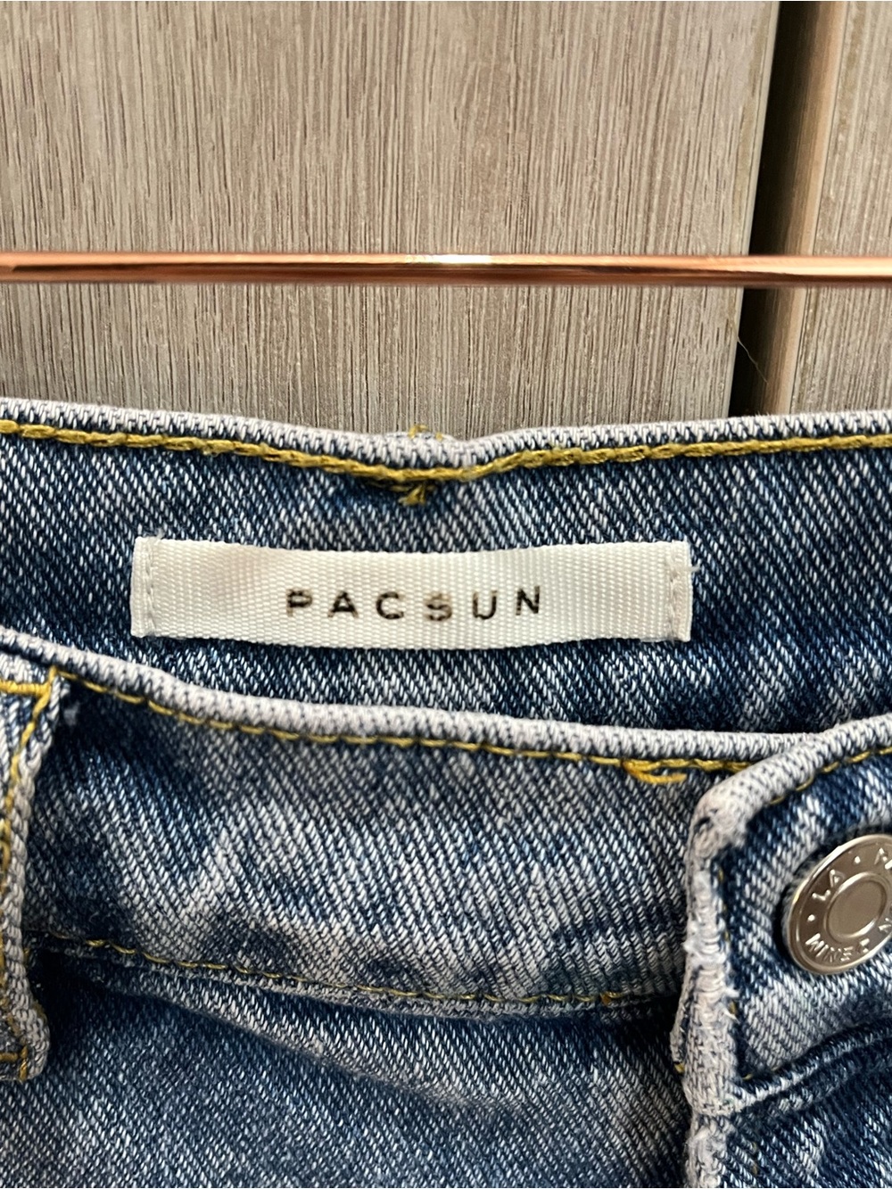 PacSun High Rise Straight Leg Jeans Women’s Size 26 Light Wash Denim Mom Jeans - Picture 4 of 6